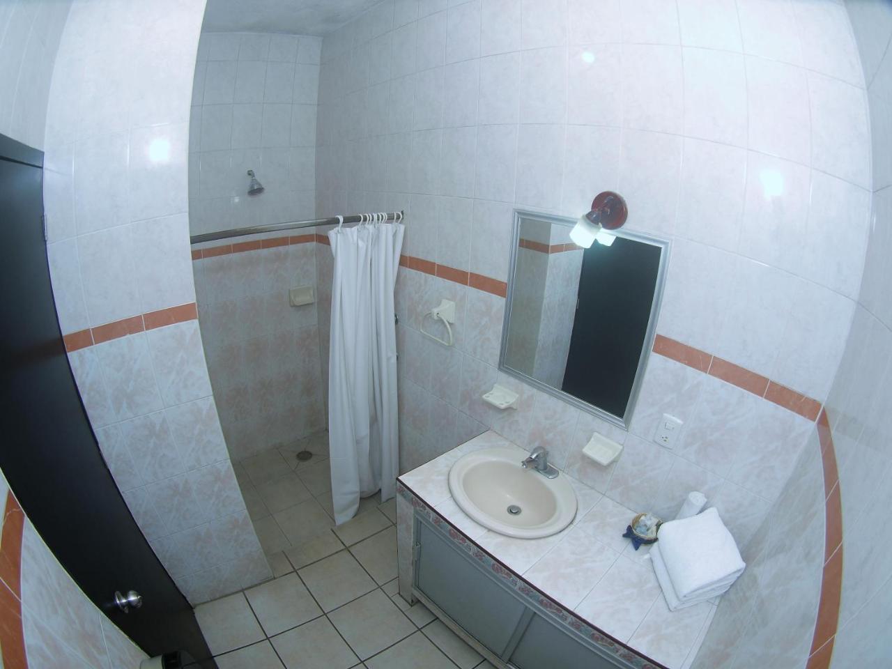 Hotel Hospedajes Del Rey Κολίμα Εξωτερικό φωτογραφία